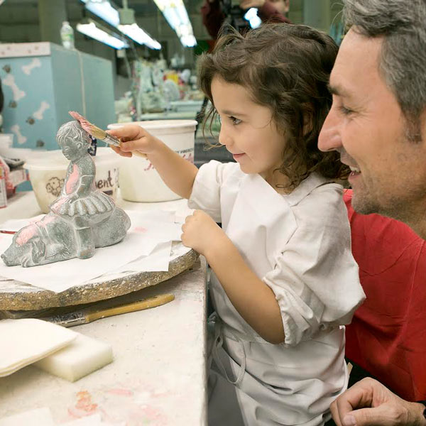 ISABEL BLOOM CREATION SUPPORTS OPERATION SMILE: QUAD-CITY TIMES DEC. 2015