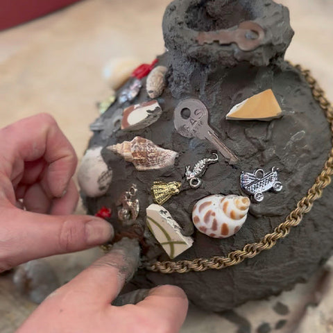 MAKE A MEMORY JUG | Antique Archaeology