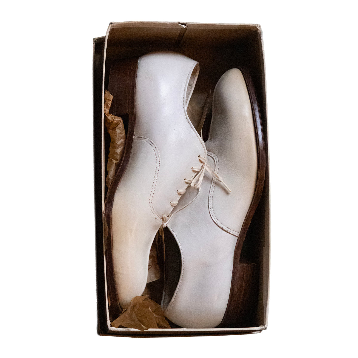 RJR Clipper White Oxford Shoes