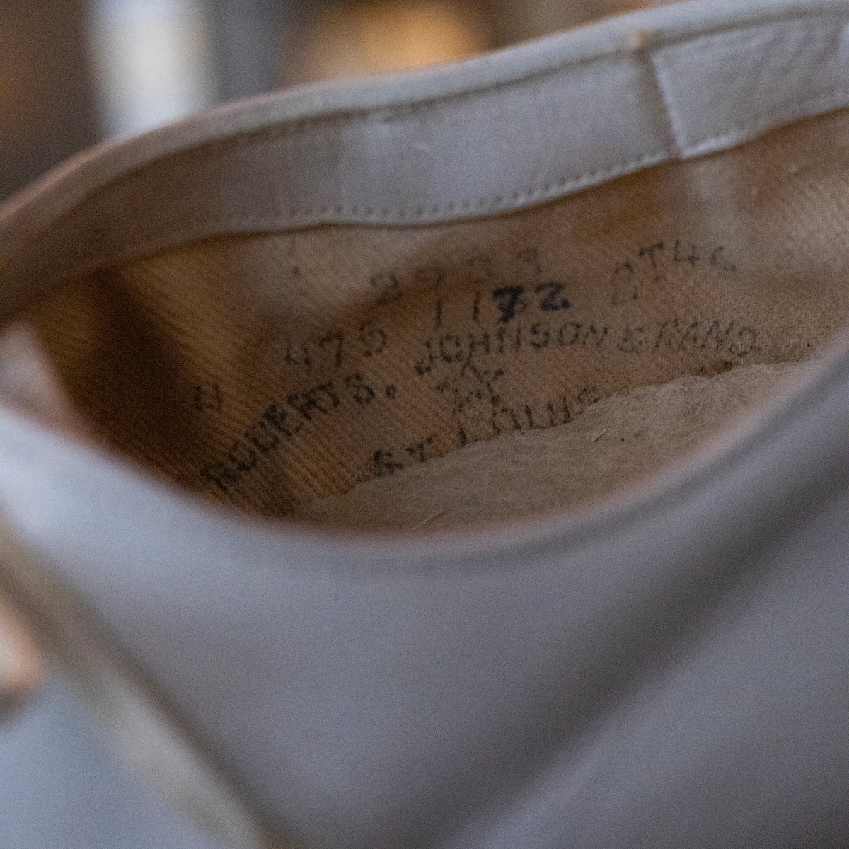 RJR Clipper White Oxford Shoes