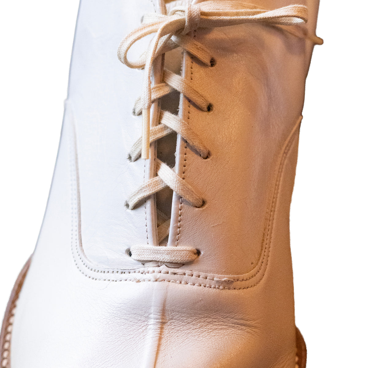 RJR Clipper White Oxford Shoes