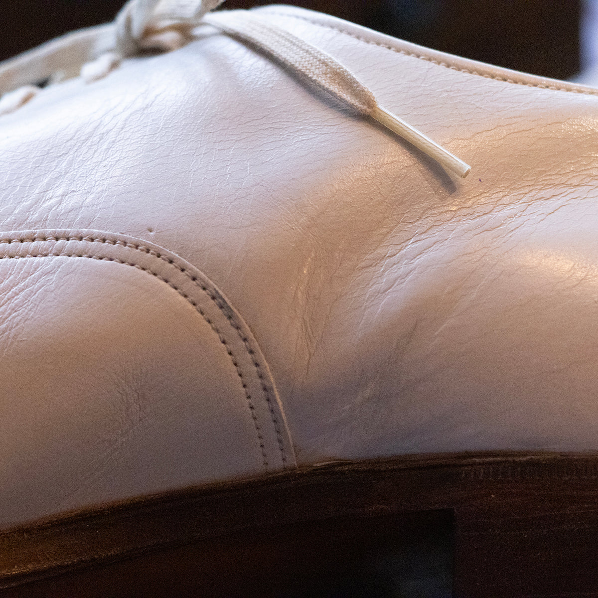 RJR Clipper White Oxford Shoes