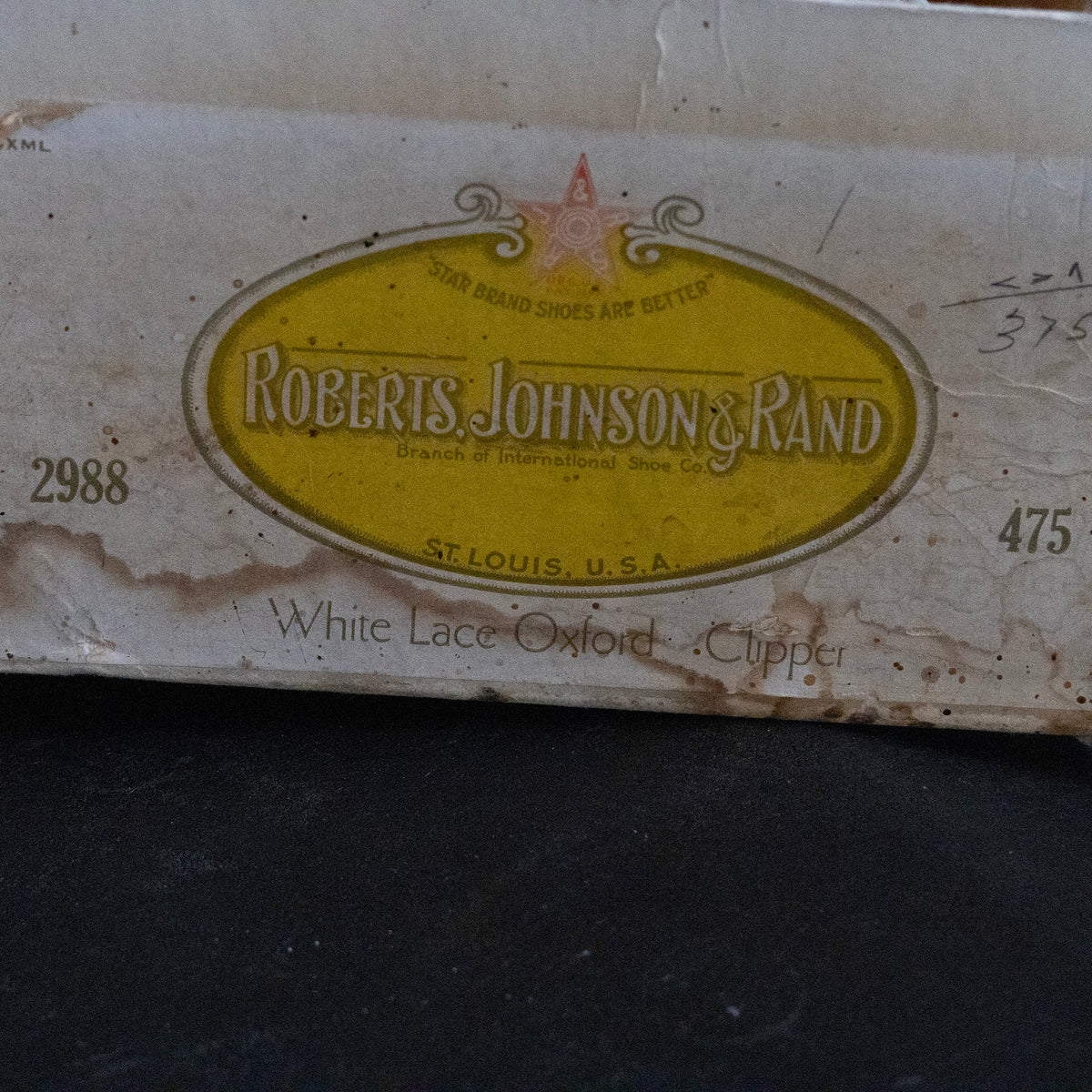 RJR Clipper White Oxford Shoes