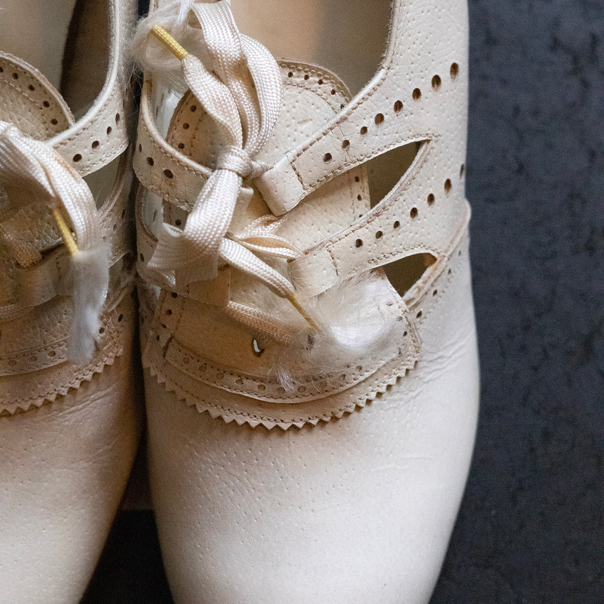 RJR White Pig-Tie Heels