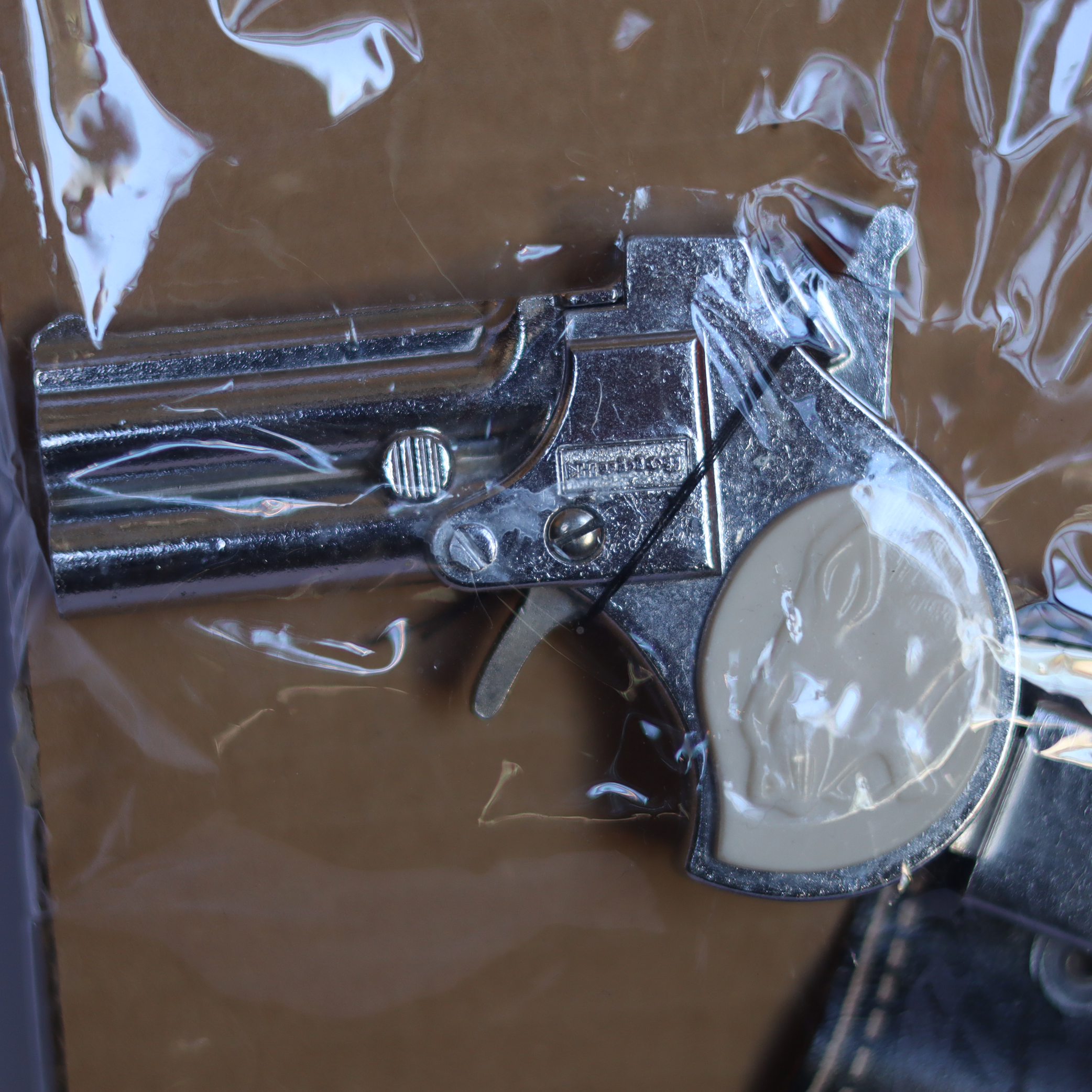 Hubley Wrist Panther Toy Pistol