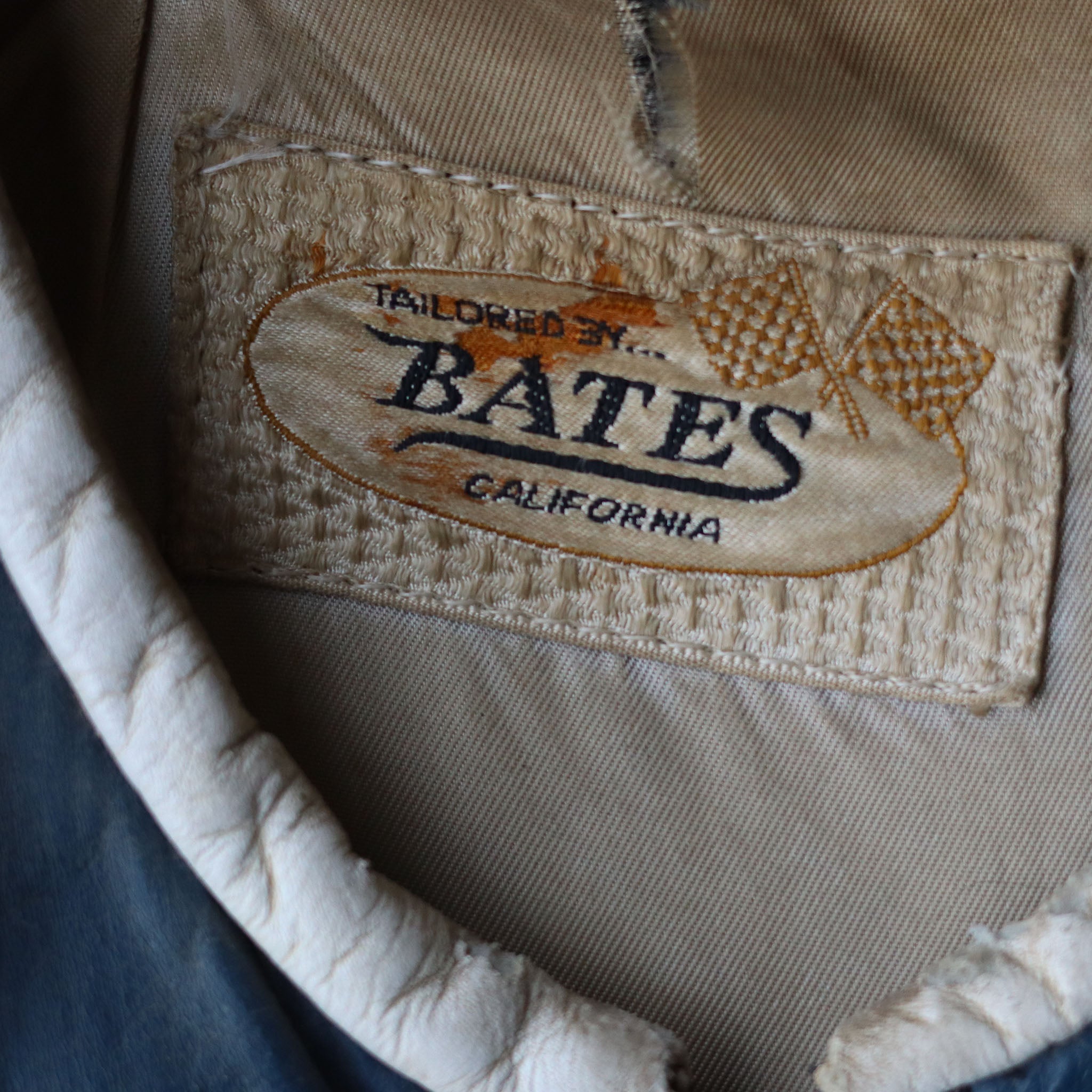 Blue and White Bates Racing Leather Set