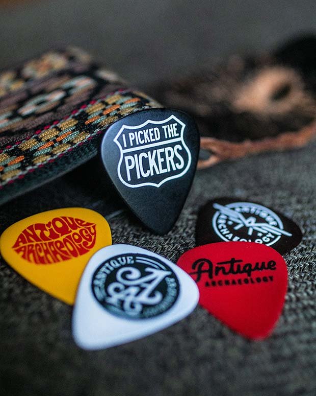 CUSTOM GUITAR PICK BUNDLE